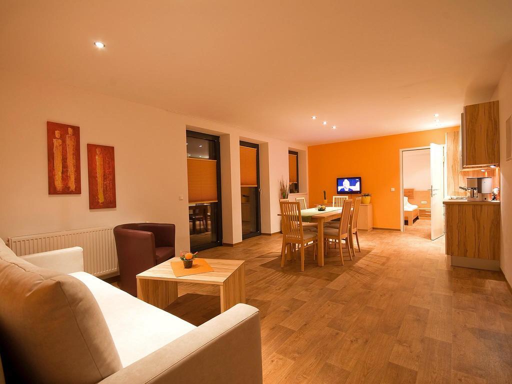 Apartments Obernosterer Kaprun Eksteriør bilde
